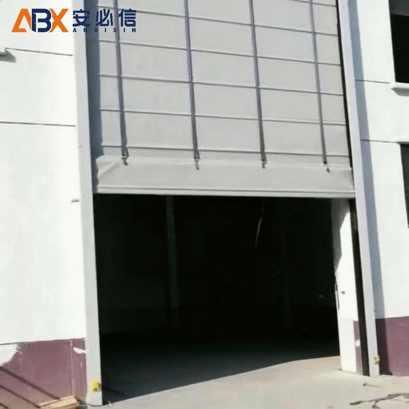 吐鲁番高速堆积门